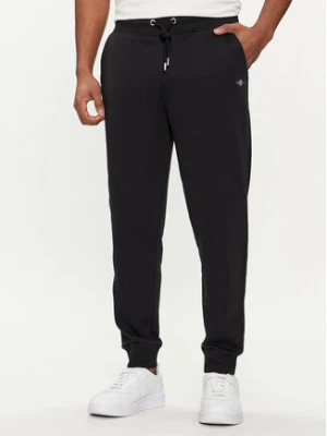 Gant Spodnie dresowe Shield 2009026 Czarny Regular Fit