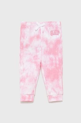 GAP spodnie dresowe dziecięce kolor fioletowy z aplikacją