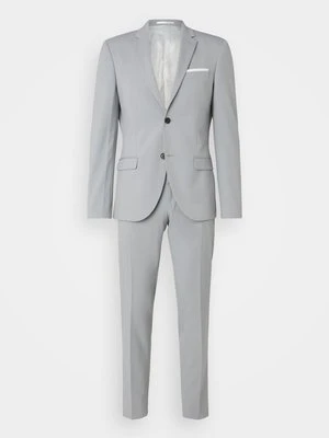 Garnitur Isaac Dewhirst