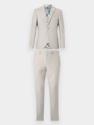 Garnitur Isaac Dewhirst