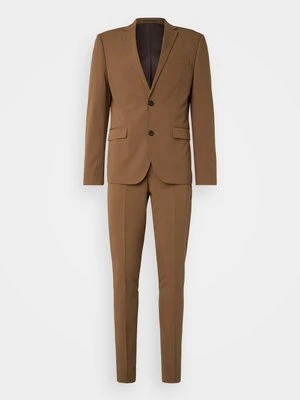 Zdjęcie produktu Garnitur lindbergh