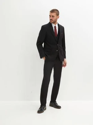 Garnitur z kamizelką i krawatem (4 części), Slim Fit bonprix