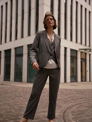 Garnitur w pepitkę szary Moodo