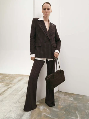 Garniturowe spodnie w prążki brązowy - Kobieta - - MANGO