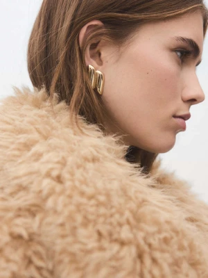 Geometryczne kolczyki z wypukłym wzorem złoty - Kobieta - Rozmiar uniwersalny - MANGO