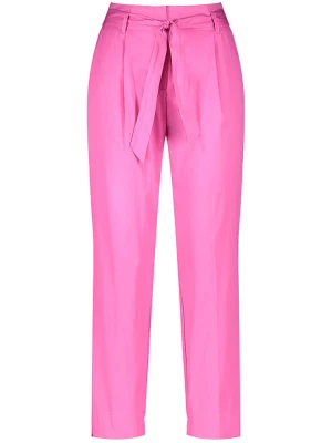 Gerry Weber Spodnie w kolorze różowym rozmiar: 44