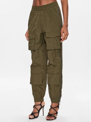 Gestuz Spodnie materiałowe Afina 10906980 Zielony Regular Fit