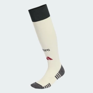 Getry z trzeciego zestawu Manchester United 26 / 27 Adidas Ivory