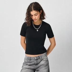 Gładka czarna koszulka basic House