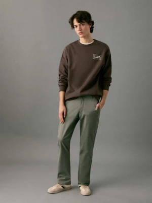 Gładkie spodnie chinos khaki - Chłopak - - MANGO TEEN