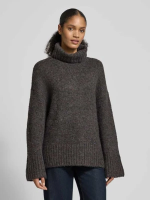 Golf o luźnym kroju z dodatkiem wełny model ‘INGRID’ Vero Moda