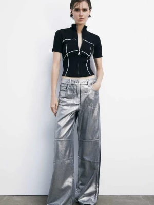 Zdjęcie produktu Golf z krótkim rękawem i pełnym zamkiem z dzianiny PATRIZIA PEPE