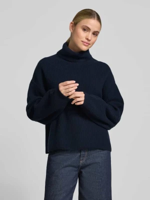 Golf z prążkowanym z prążkowanym wzorem z wełny Style Icon Collection