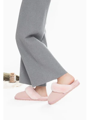 Gooce Wełniane kapcie "Emeline" w kolorze jasnoróżowym rozmiar: 40