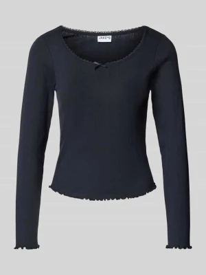 Góra od piżamy z obszyciem koronką i falistym wykończeniem Jake*s Casual