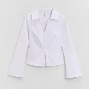 Gorsetowa bluzka z dekoltem w serek biała House