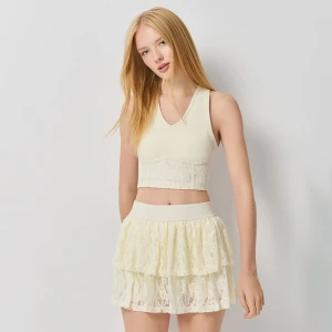 Gorsetowy crop top z koronką kremowy House