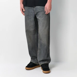 Grafitowe jeansy baggy loose fit House