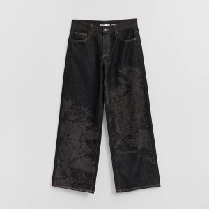 Grafitowe jeansy wide leg z nadrukiem tygrysów House