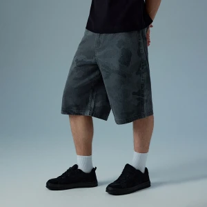 Grafitowe szorty baggy fit z motywami camo House
