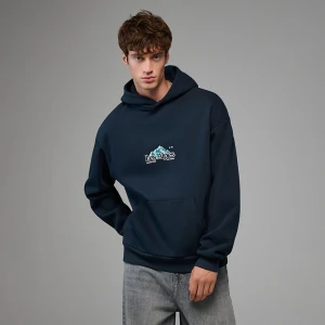 Granatowa bluza z haftem Les Alpes House