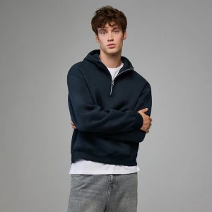 Granatowa bluza z kapturem i zamkiem House