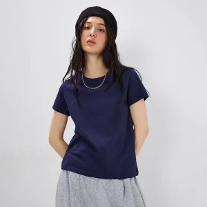 Granatowa koszulka slim fit z okrągłym dekoltem House