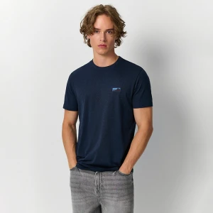 Granatowa koszulka z naszywką House