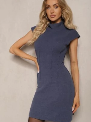 Granatowa Prążkowana Sukienka Dzianinowa o Taliowanym Kroju z Półgolfem Avarielle lefon