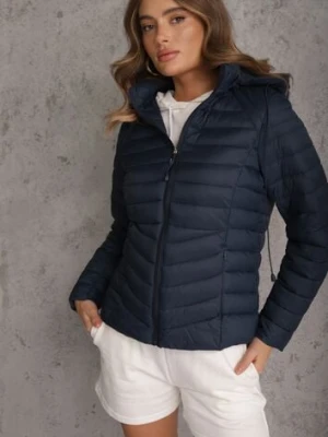 Granatowa Przejściowa Kurtka Pikowana z Kapturem z Możliwością Odpięcia Pretiga jstyle