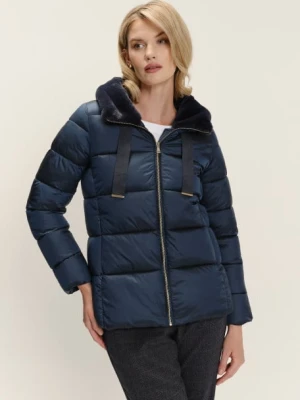 Granatowa puchowa kurtka z efektownym kołnierzem Greenpoint