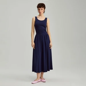 Granatowa sukienka midi fit&flare z kieszeniami House