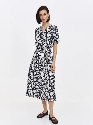 Granatowa sukienka w kwiaty o długości midi Top Secret