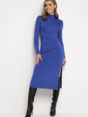 Granatowa Taliowana Sukienka Midi z Półgolfem i Marszczeniem Abigiana by swan