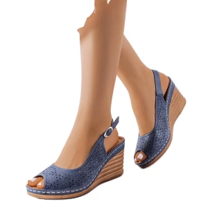 Granatowe ażurowe sandały na koturnie Emeral niebieskie Inna marka