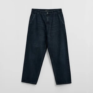 Granatowe jeansy skater fit jasnoniebieskie House