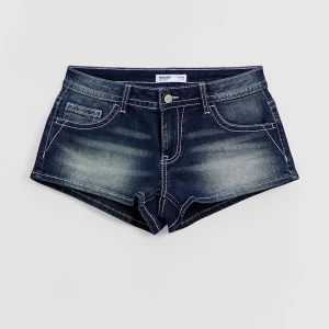 Granatowe mikroszorty jeansowe z aplikacją na tyle House