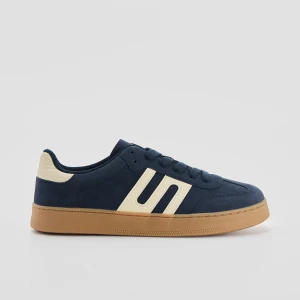 Granatowe sneakersy w stylu retro z imitacji zamszu House