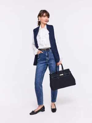 Granatowe spodnie denimowe typu mom jeans TARANKO