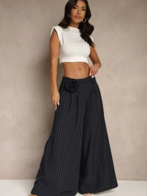 Granatowe Spodnie Palazzo High Waist Ozdobione Broszką Kwiatem Folassea