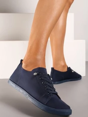 Granatowe Sznurowane Tenisówki z Ozdobnymi Cyrkoniami na Płaskiej Podeszwie Iiloeva