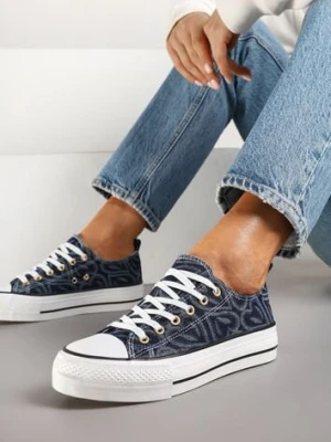 Granatowe Trampki na Platformie Zdobione Wzorem w Serca Gonavith