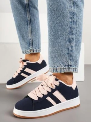 Zdjęcie produktu Granatowo-Różowe Sneakersy z Ozdobnymi Naszywkami z Boku Galdexis