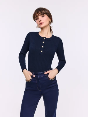 Granatowy dopasowany sweter z prążkowanej dzianiny TARANKO