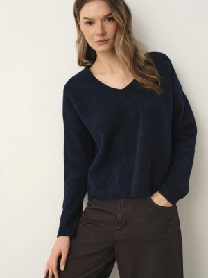 Granatowy sweter z domieszką wełny Greenpoint