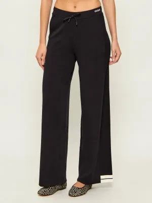 GUESS ACTIVE Spodnie dresowe GABRY | Relaxed fit