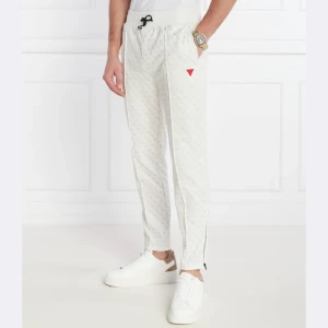 GUESS ACTIVE Spodnie dresowe KORBIN | Regular Fit