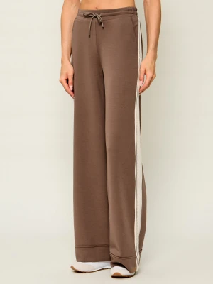 GUESS ACTIVE Spodnie dresowe Merope | Relaxed fit brązowy