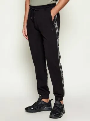 GUESS ACTIVE Spodnie dresowe NEW ARLO | Regular Fit