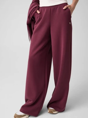 GUESS ACTIVE Spodnie dresowe Olympe | Relaxed fit bordowy